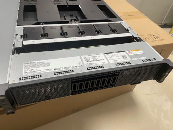 RH2488HV7 FusionServer 2U 4-socket rack server for database & HPC RH2488HV7 FusionServer 2U 4-socket rack server for database & HPC